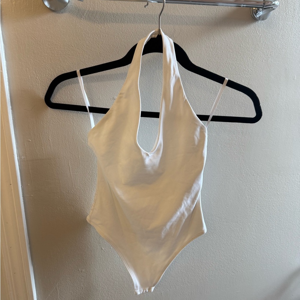 Babaton White Contour Top